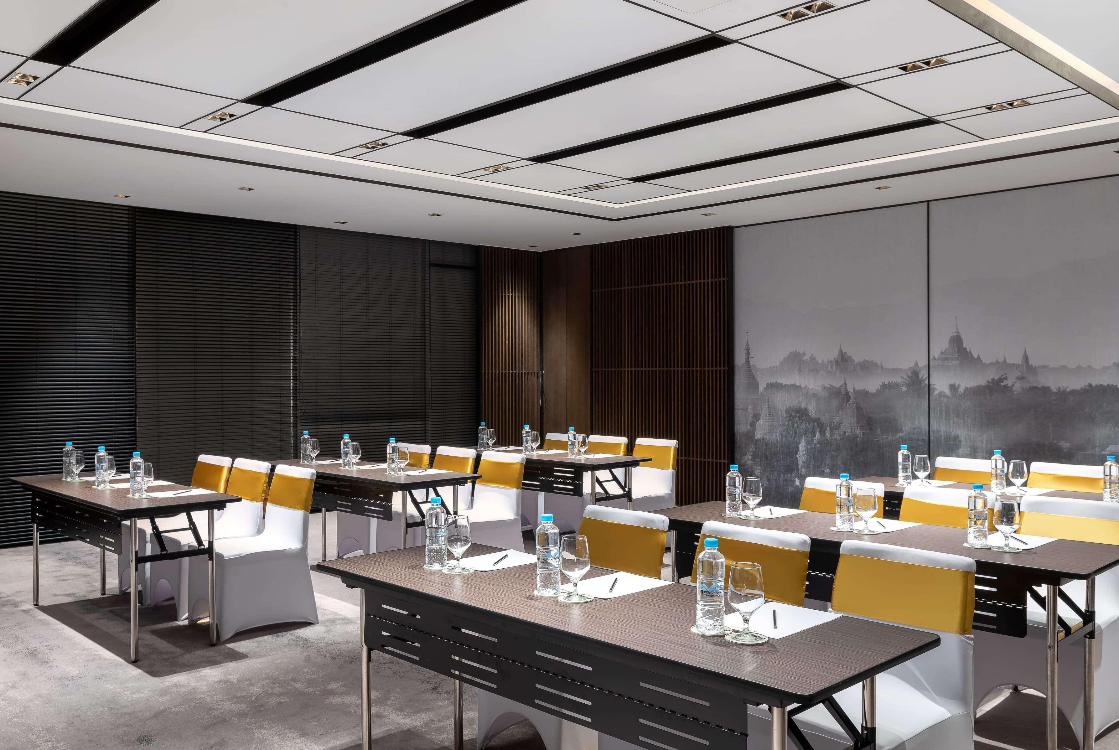 Hotel Wyndham Grand Rangun Zewnętrze zdjęcie
