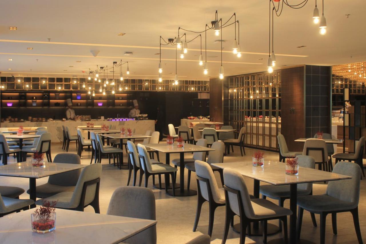 Hotel Wyndham Grand Rangun Zewnętrze zdjęcie